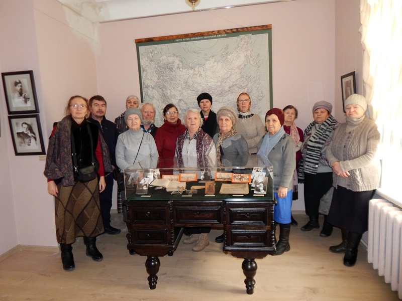 Поездка в Архиерейский дом